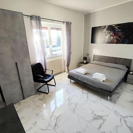 Intero Appartamento Casa Vacanze "Il Pino" Roma Infernetto Ngoại thất bức ảnh